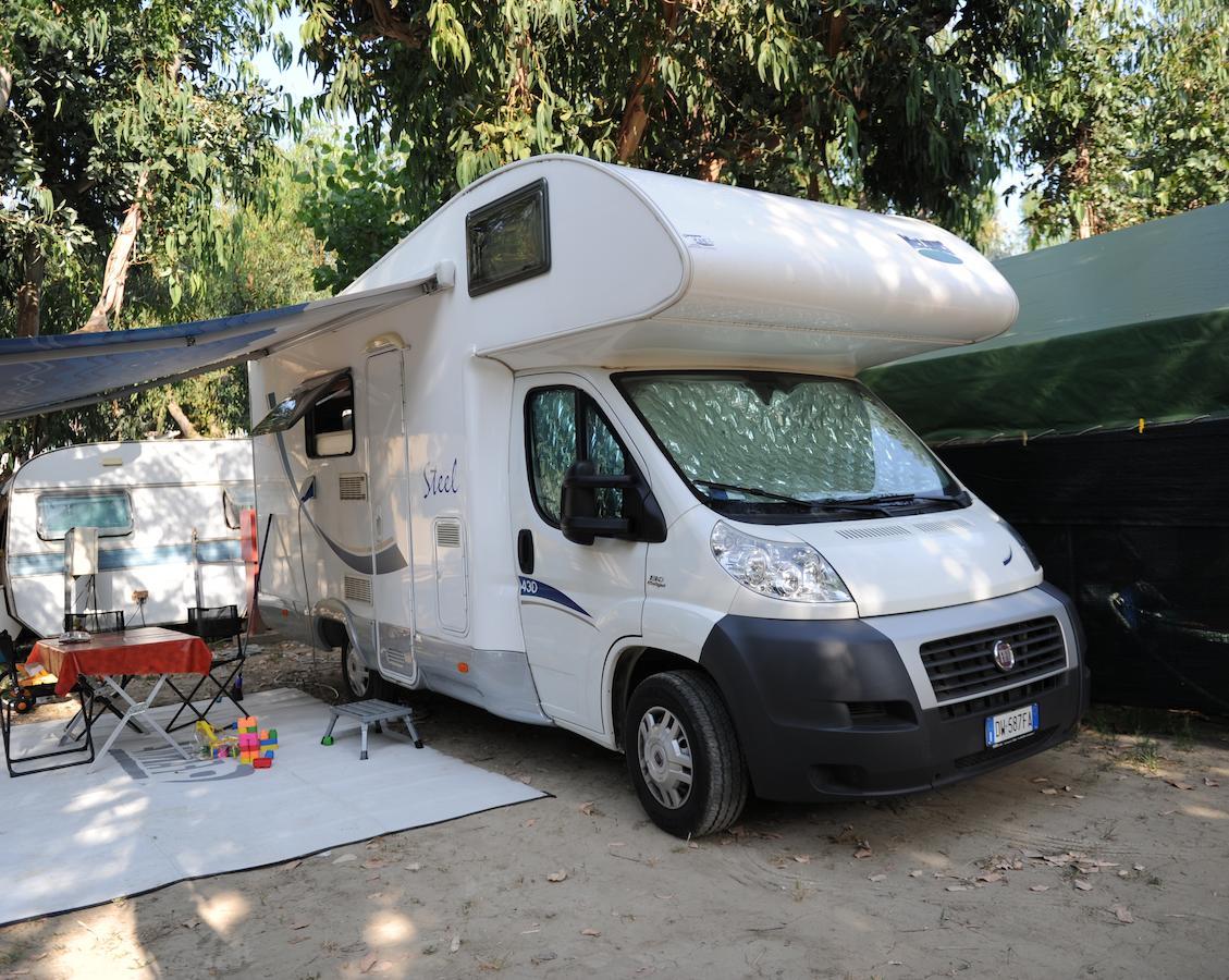 Camping & Village Eucaliptus アルバ・アドリアティカ エクステリア 写真